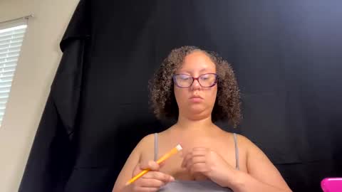 Snapshot of paisleehaze chatting on 16, 12, 2024 Paislee Haze online show from 16, 12, 2024