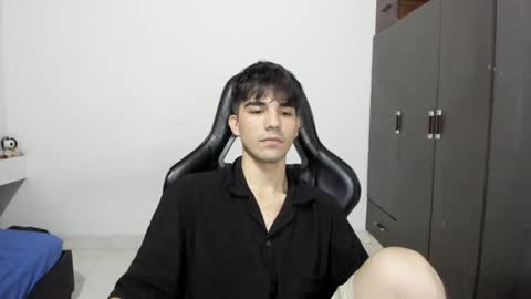 pakun_ online show from 31, 12, 2024