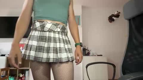 Snapshot of pam_florescht chatting on 22, 9, 2025 lonely and curious online show from 22, 9, 2025