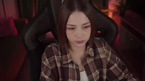 Snapshot of pambeeslyy chatting on 5, 11, 2025 Pam online show from 5, 11, 2025