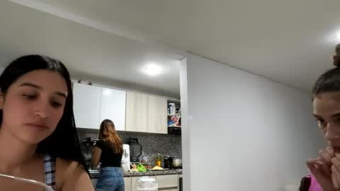 pamela_milleer online show from 24, 9, 2025