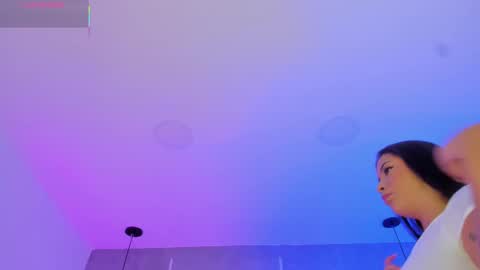 Manuela online show from 9, 9, 2025