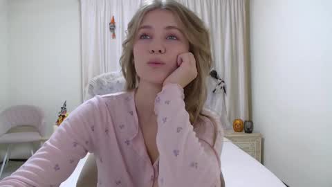 Pamela Blair online show from 1, 11, 2025