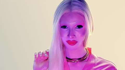 Pamelamy online show from 5, 10, 2025