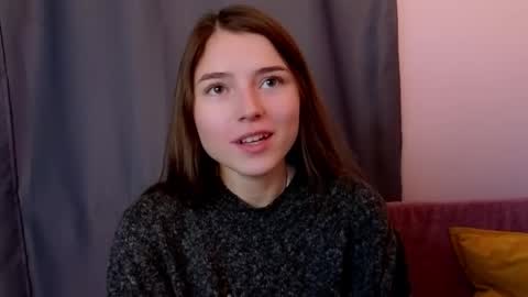 Snapshot of pamilarakestraw chatting on 14, 10, 2025 daniella online show from 14, 10, 2025