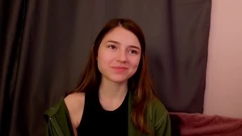 Snapshot of pamilarakestraw chatting on 24, 10, 2025 daniella online show from 24, 10, 2025