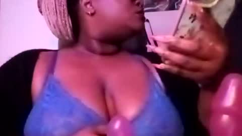 pandamami online show from 12, 2, 2025