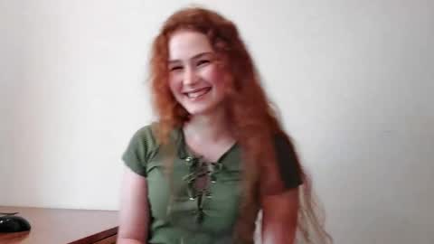 Mia online show from 19, 10, 2025