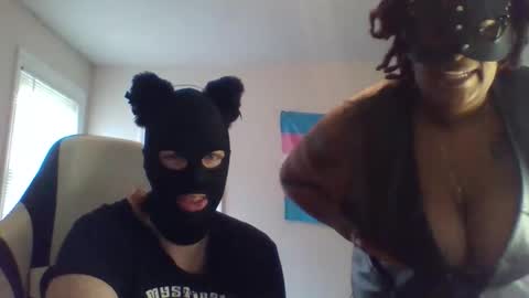 Snapshot of panmeow1995 chatting on 30, 3, 2026 Puppyslut online show from 30, 3, 2026