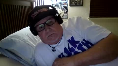 Snapshot of panos678442 chatting on 26, 4, 2026 panos online show from 26, 4, 2026