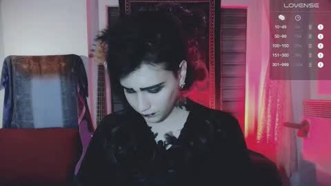 In bio online show from 26, 10, 2025