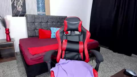 Paola  online show from 11, 2, 2026