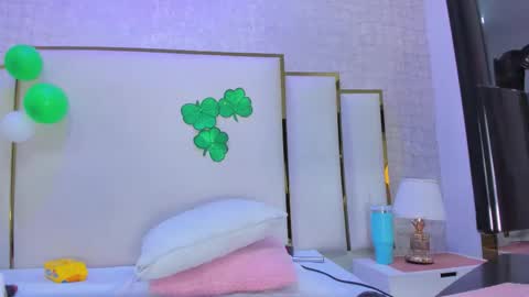 Paola  online show from 18, 3, 2026