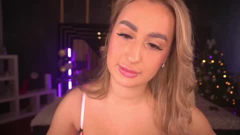 Lia online show from 29, 12, 2024