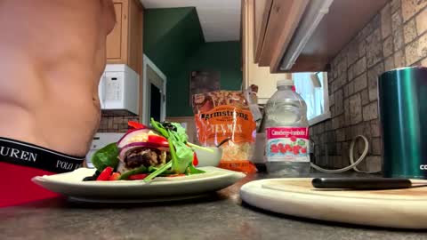 Snapshot of papaboner_foryourpleasure chatting on 20, 9, 2025 PapaBoner online show from 20, 9, 2025