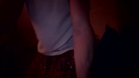 Snapshot of papaboner_foryourpleasure chatting on 18, 12, 2025 PapaBoner online show from 18, 12, 2025