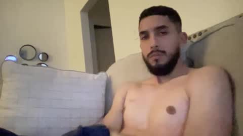 papicubano_guapo23cm online show from 1, 3, 2025