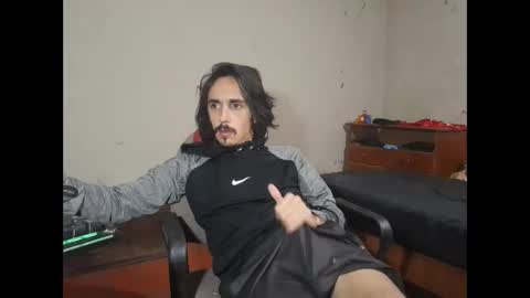 Snapshot of papito20cm chatting on 2, 12, 2024 Lau online show from 2, 12, 2024