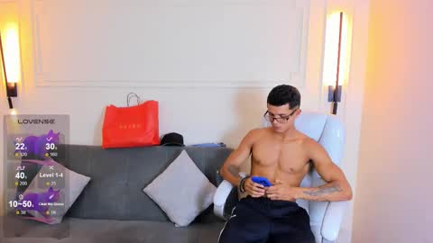 Ryan And Casper online show from 10, 1, 2026