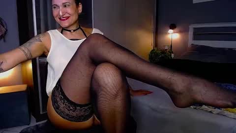 My alter ego Betinna Flowers - a tattooed Miss  -   Are you missing me come in here  -  online show from 28, 12, 2024