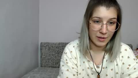 paradisexparadisex online show from 16, 1, 2025