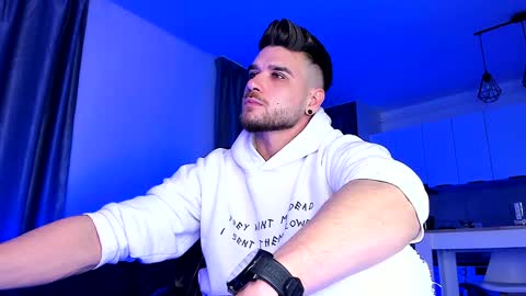 Paris online show from 26, 1, 2025