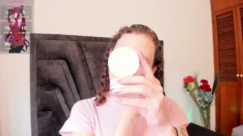 Snapshot of paris_mendez chatting on 5, 7, 2026 PARIS LOVE online show from 5, 7, 2026