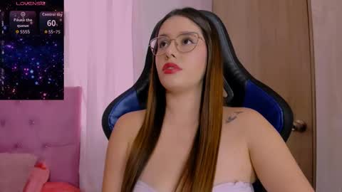 Snapshot of parisshayk chatting on 7, 2, 2026 Paris online show from 7, 2, 2026