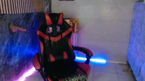 HENRY online show from 13, 9, 2025