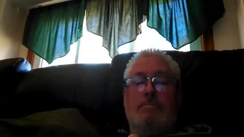 Snapshot of part86 chatting on 8, 3, 2025 part86 online show from 8, 3, 2025