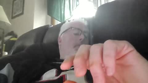 Snapshot of part86 chatting on 19, 10, 2025 part86 online show from 19, 10, 2025
