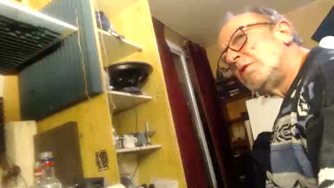 pascal88881 online show from 6, 12, 2024