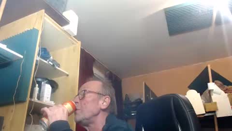 pascal88881 online show from 13, 12, 2024