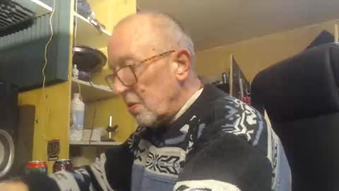 pascal88881 online show from 2, 1, 2025