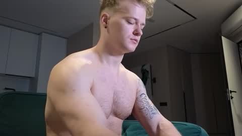 Pashka online show from 10, 9, 2025