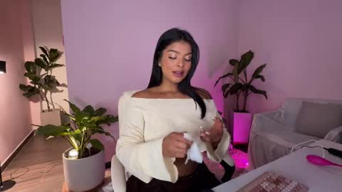 Snapshot of passionlover_ chatting on 10, 5, 2026 online show from 10, 5, 2026
