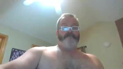 passporttraveler1 online show from 12, 12, 2024