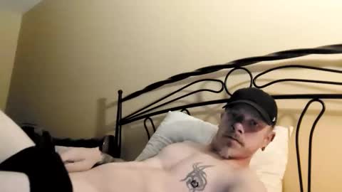 Snapshot of patrickgauvreau666 chatting on 18, 11, 2025 Charles Tremblay online show from 18, 11, 2025