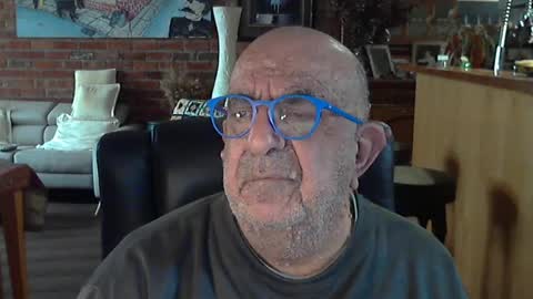 Snapshot of patvac chatting on 16, 7, 2026 patvac online show from 16, 7, 2026