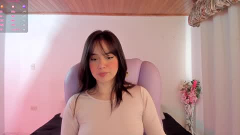Snapshot of pau_cute chatting on 3, 1, 2025 Sofa online show from 3, 1, 2025
