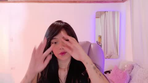 Snapshot of pau_cute chatting on 27, 10, 2025 Sofa online show from 27, 10, 2025