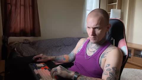 Snapshot of paul_razor chatting on 14, 12, 2025 Paul online show from 14, 12, 2025