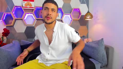 Snapshot of paul_rivera chatting on 1, 2, 2025 Paul Rivera online show from 1, 2, 2025