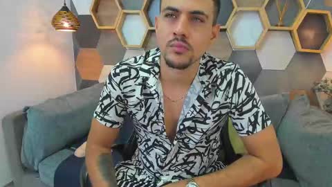Snapshot of paul_rivera chatting on 21, 2, 2025 Paul Rivera online show from 21, 2, 2025