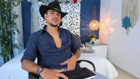 Paul Rivera online show from 19, 12, 2025