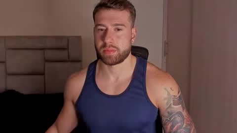 Snapshot of paul_roger chatting on 2, 12, 2024 PAUL ROGER online show from 2, 12, 2024