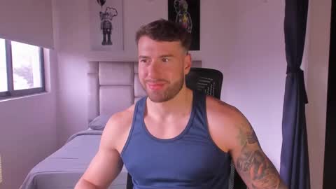 Snapshot of paul_roger chatting on 20, 2, 2025 PAUL ROGER online show from 20, 2, 2025