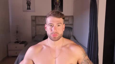 Snapshot of paul_roger chatting on 15, 9, 2025 PAUL ROGER online show from 15, 9, 2025