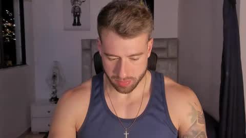 Snapshot of paul_roger chatting on 8, 10, 2025 PAUL ROGER online show from 8, 10, 2025