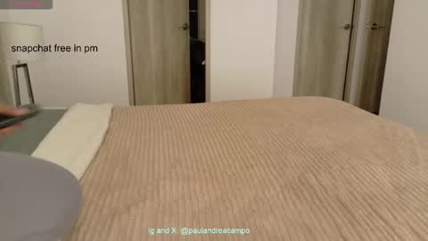 Paula Andrea online show from 8, 3, 2026